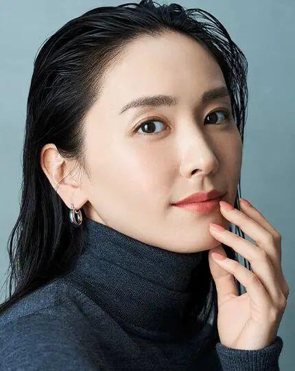 沈月|新垣结衣新剧搭档小栗旬，造型被吐槽，颜值下滑了？