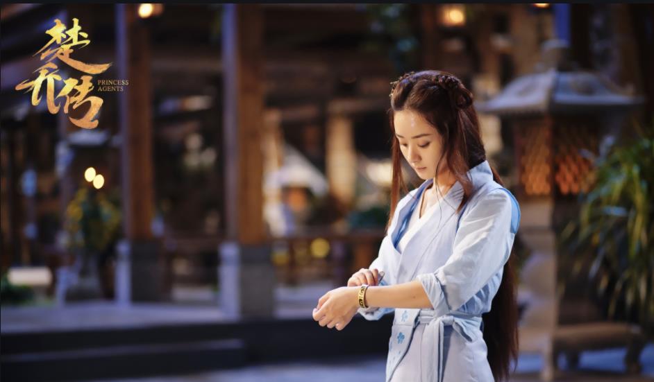 冯绍峰|女王赵丽颖：投资公司一夜暴涨600倍，10年资本路大佬来相助