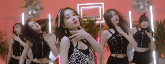 冯提莫|冯提莫全新歌曲《窥》正式上线，MV看点十足，动感舞蹈刷新认知！