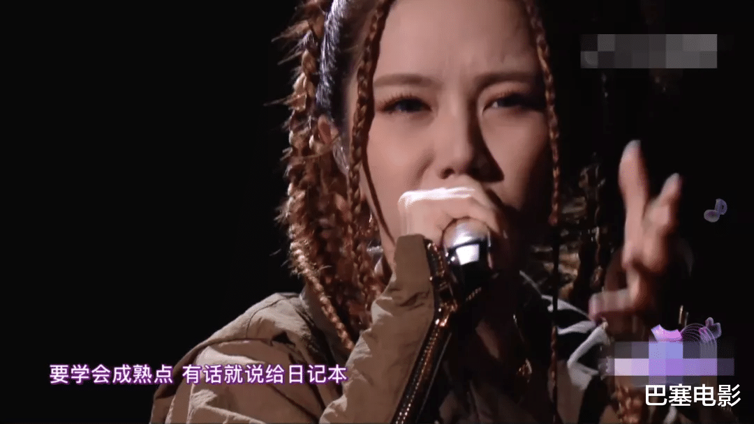 周深|抖音美好奇妙夜:小失误不断,刘德华走过场,周深造型对不起实力