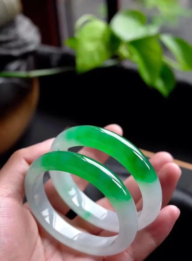 文房|如何成为一名翡翠收藏者，学会翡翠的11个小知识，你就入门了