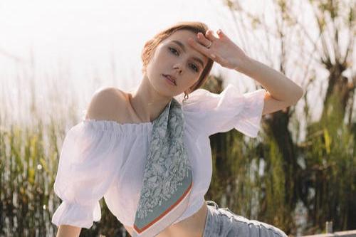 仲念念|写给活得很累的成年人：撑不住了，就读一读莫言的四句话吧