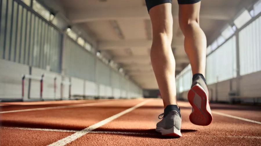 咳嗽|关节寿命有限,这些动作少做点,疼起来真要命