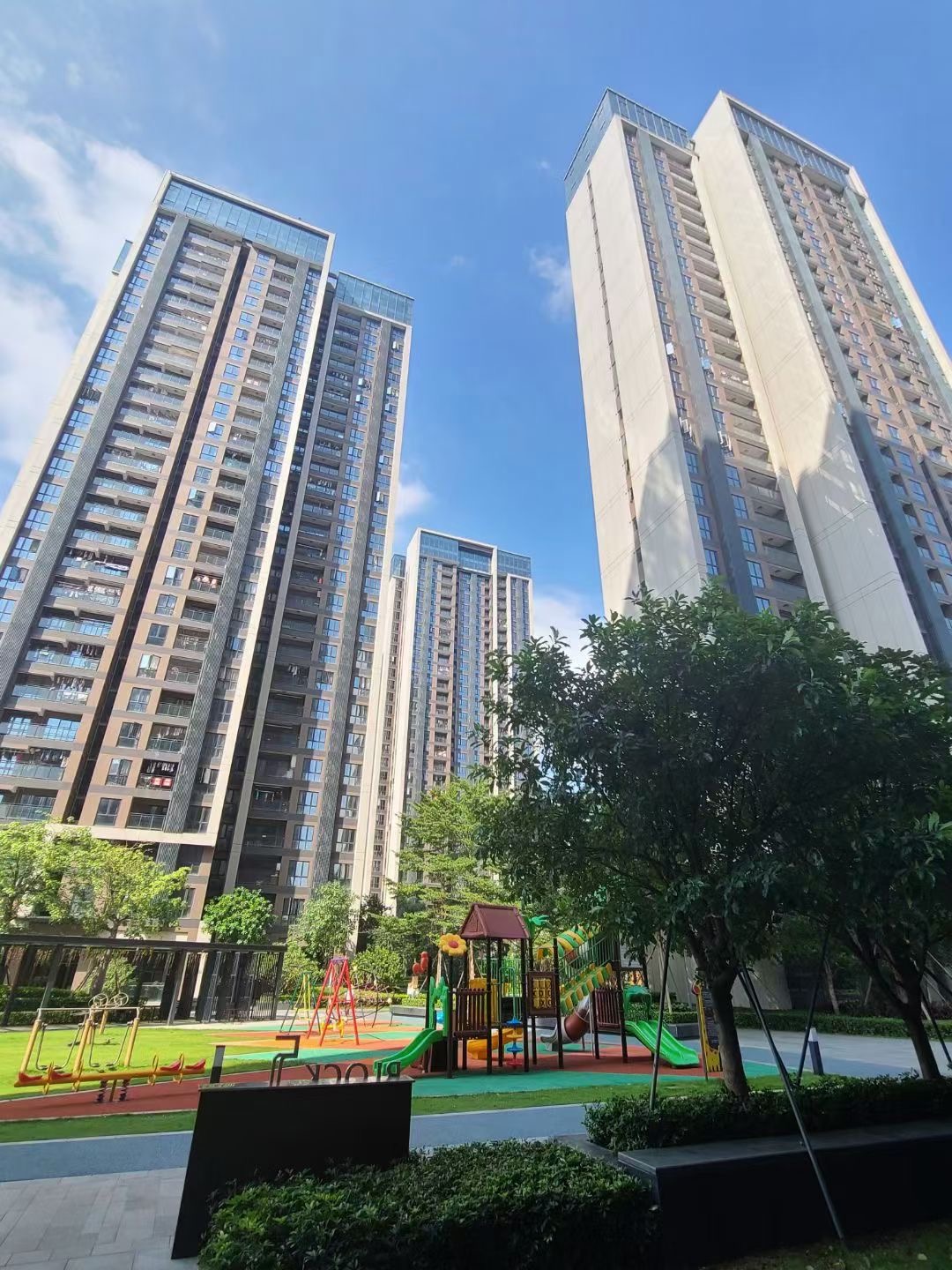 九龙湖|首付60w在龙华清湖北站买房了 五栋花园小区