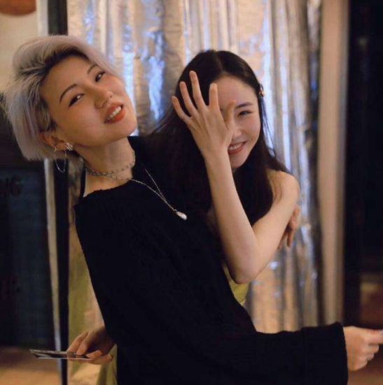 表情包|听了闺蜜的话，霍尊前女友陈露被正式带走，网友：防火防盗防闺蜜