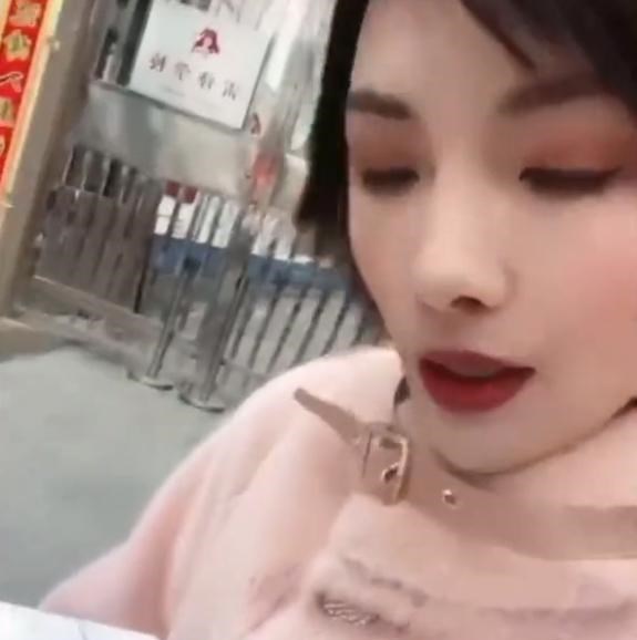 秋思暖暖 河南一男子帮女儿狂补作业,遭老婆拍视频举报:这下全校都知道了