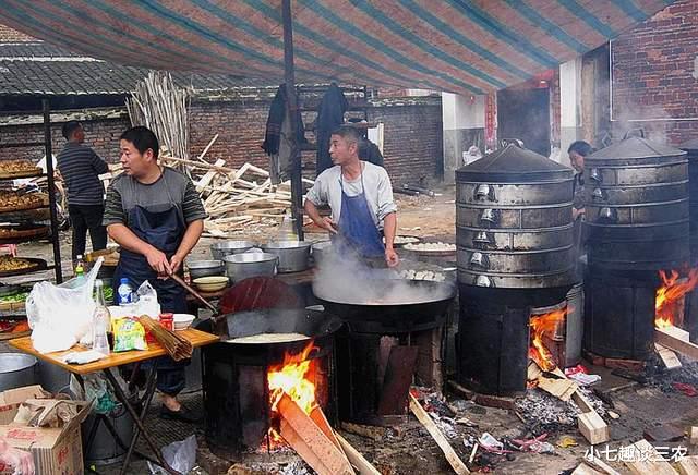 小七趣談三農 農村“冷酒席”被喊停！農民朋友竟想出新招？不見人也得收禮？