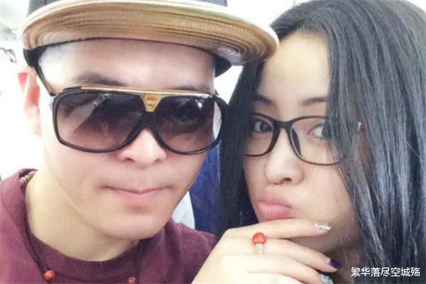 赵本山|赵本山第一个带上春晚的徒弟，儿子酷似王俊凯，妻子如此美