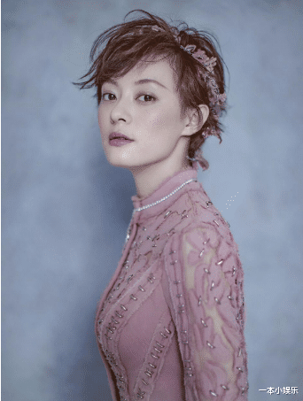 李嫣|孙俪心思重？看她十年前给赵薇伴舞的小动作，就知此女一定会红！