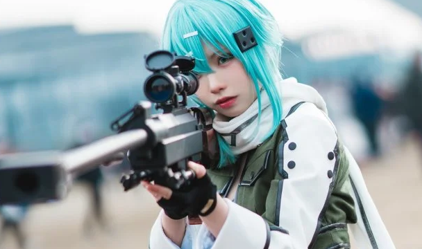 漫展|穿JK遭到辱骂，最美COSER被千人包围？CCG上的靓丽风景线