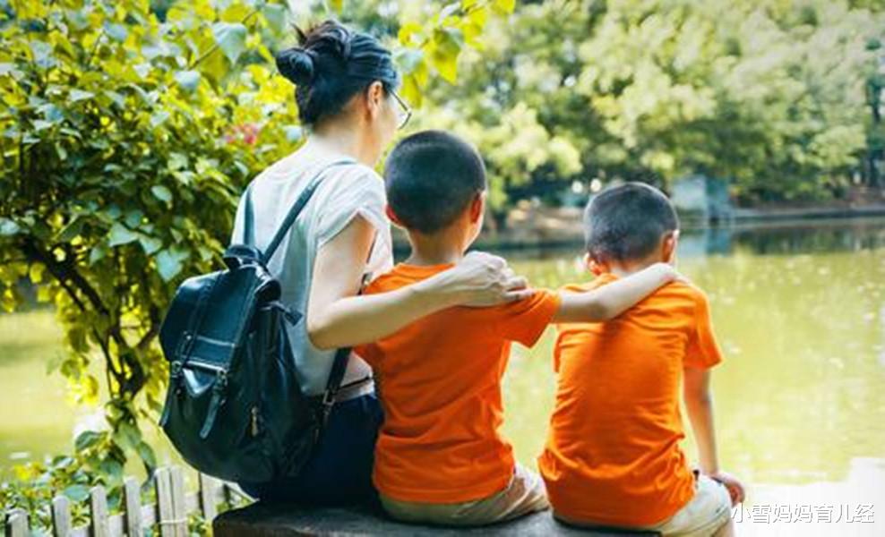 小雪妈妈育儿经|“生二胎”和“不生二胎”的家庭,20年后的生活,差距很明显