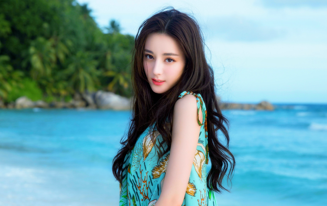 半暖时光|迪丽热巴颜值加资源，不等于实力，为什么拍戏主角没有配角火？