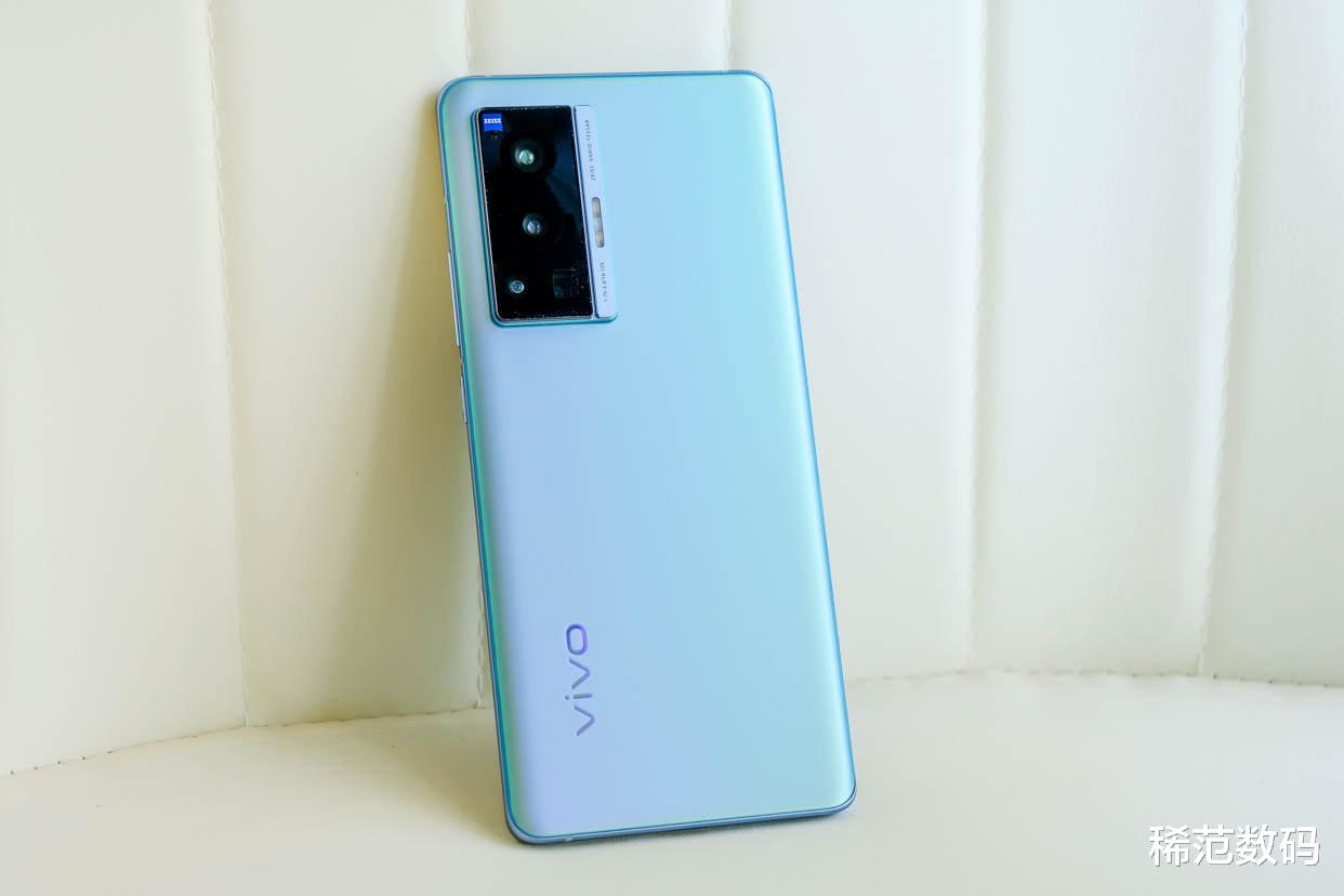 vivo x vivo X70 Pro+和vivo X70 Pro，我来告诉你们究竟要怎么选？