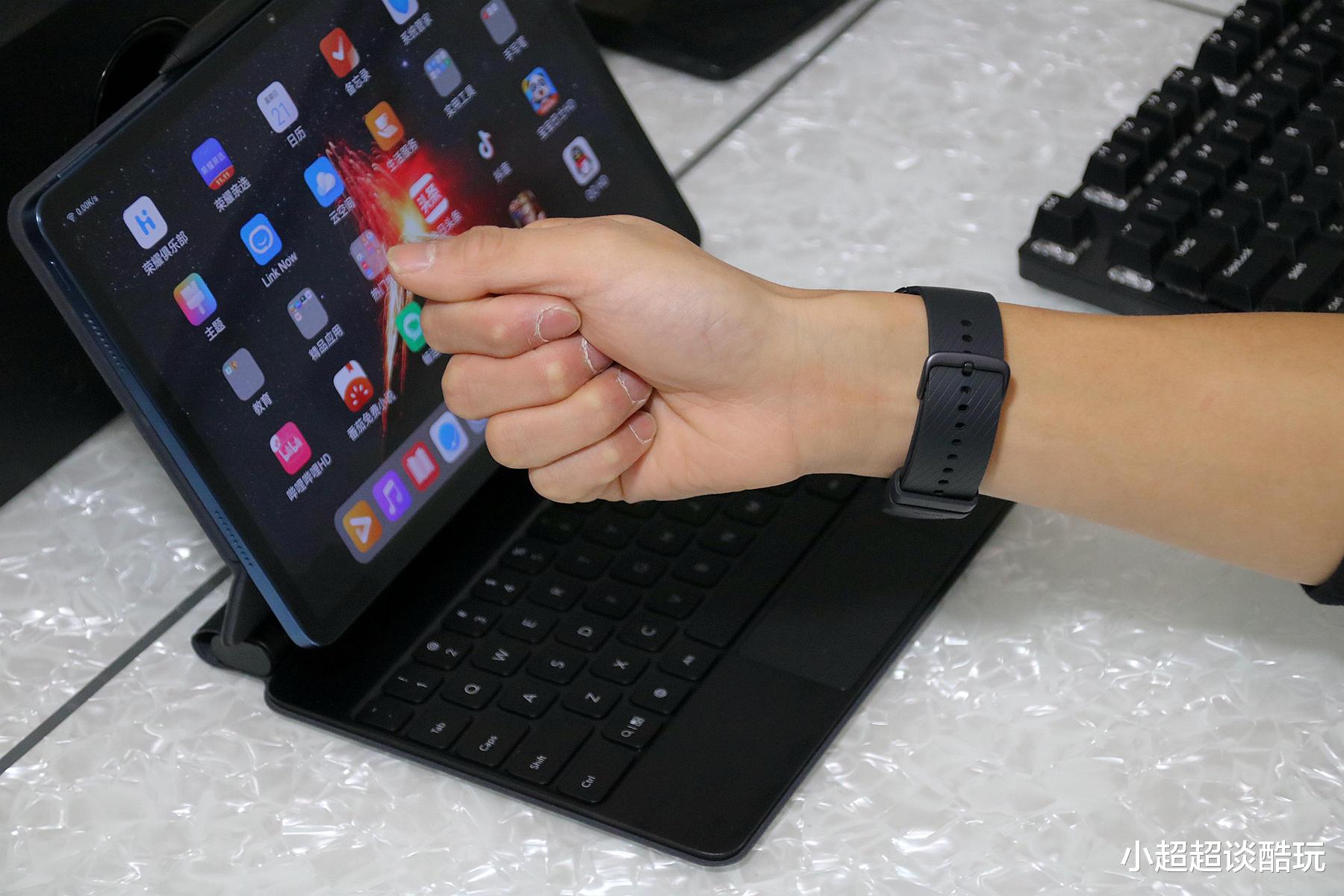 日产GT-R|颜值与实力并存的华米新品，Amazfit 跃我GTR3评测体验