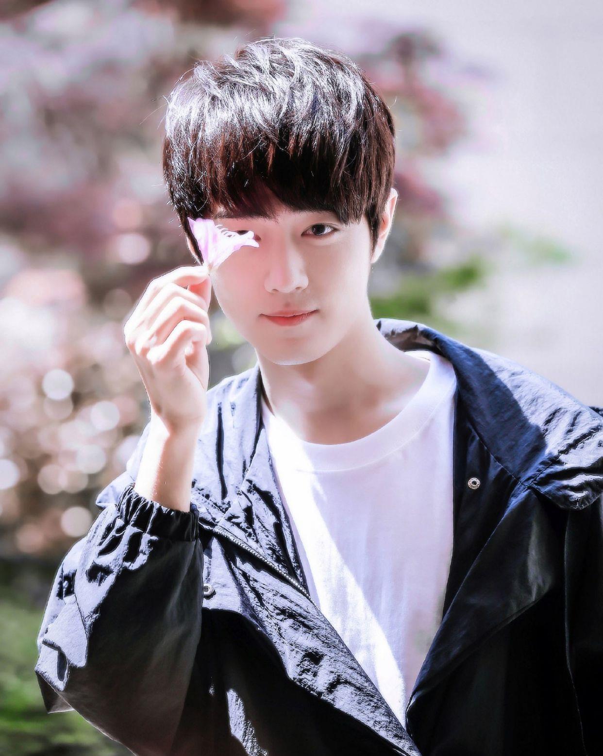 一只麦兜 三观比五官还正的偶像:肖战语录合集+高清图片!