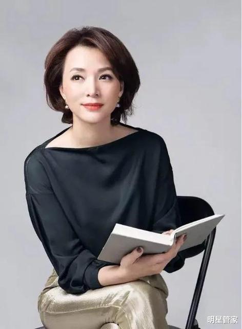 春晚|龙洋春晚出错!春晚台柱董卿哪儿去了?本尊回应落选原因