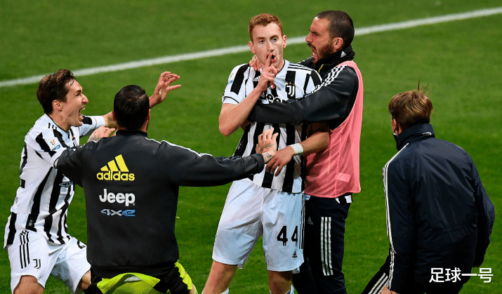 尤文图斯|3抢断+3解围!尤文23岁弃将反戈旧主,轻松零封C罗,又狠又硬