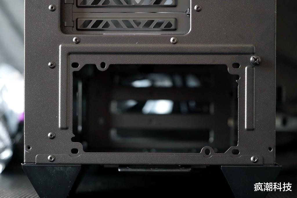 机箱|设计有新意,功能支持全面,酷冷至尊HAF500有点料