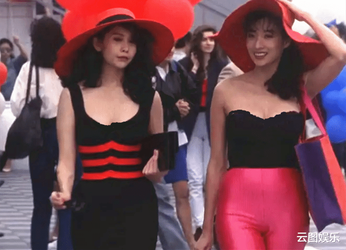 |恭喜！52岁女星宣布恋情，大赞男友是完美男人，曾2度嫁外国人