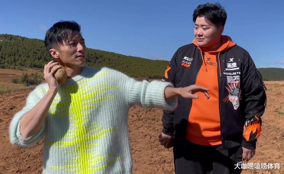 谢霆锋|谢霆锋向奥运冠军求签名,激动到声音颤抖+结巴,高冷男神变迷弟