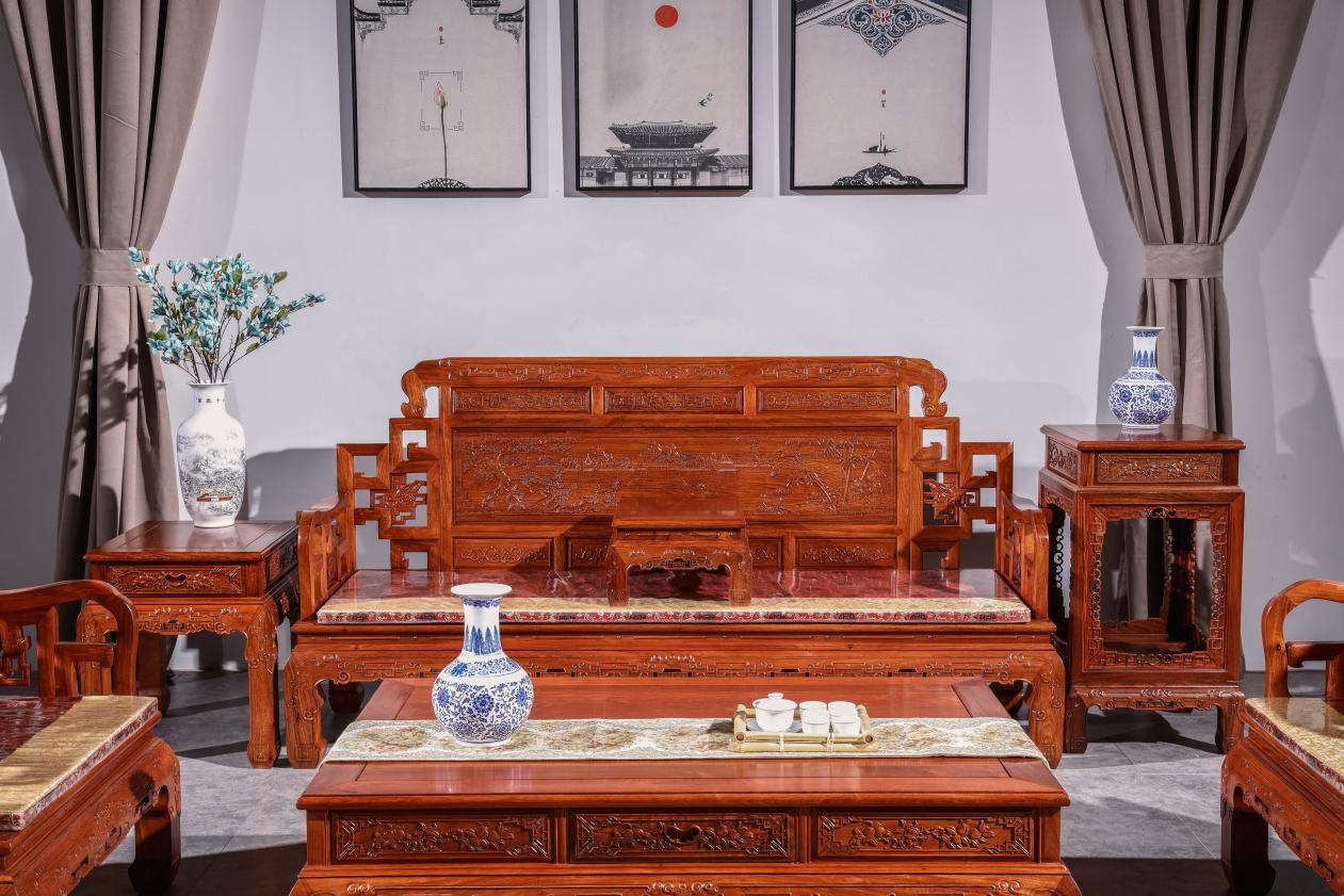 |红木家具:不做“井底蛙”,红木家具企业需有长远目光,方能越走越远