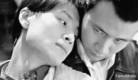 林殊|6天播放量破8亿！53岁的胡军获封千面硬汉，央视拿到王炸了？