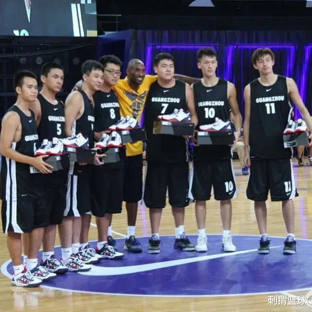 篮球|他们，一手打造顶级半职业俱乐部！让球员们有了一个家！