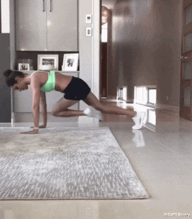 深蹲|马来西亚钢琴家，李元玲。天使面孔，魔鬼身材「美女」「女神」