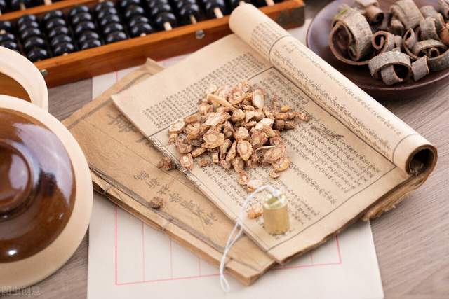 运动|脾胃虚弱,老胃病?讲一味白术,送给脾胃功能欠佳的你