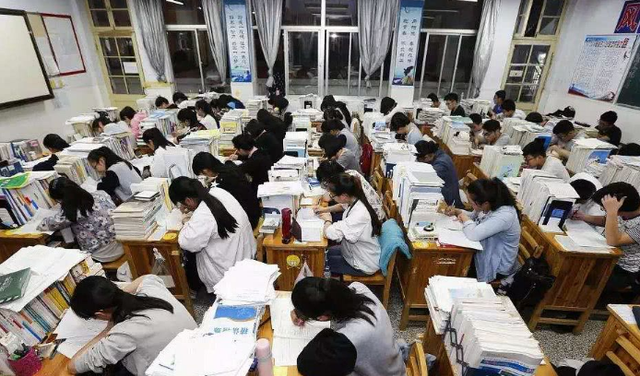 家有二宝育儿|大学毕业后才明白，省外城市再华丽，也不如读省内大学优势直接