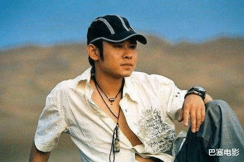 王杰|过气歌手的窘况：县城商演、被嘲“过气老狗”，一地的尴尬与心酸