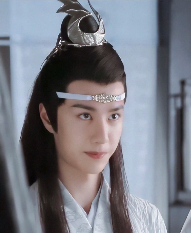 王一博|姚晨直言，很多女星不愿意和王一博拍吻戏，原来陈乔恩没说谎