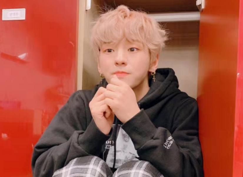 男团|韩国男偶像被曝两年没收入!靠打零工维生,日常连饭钱都给不起