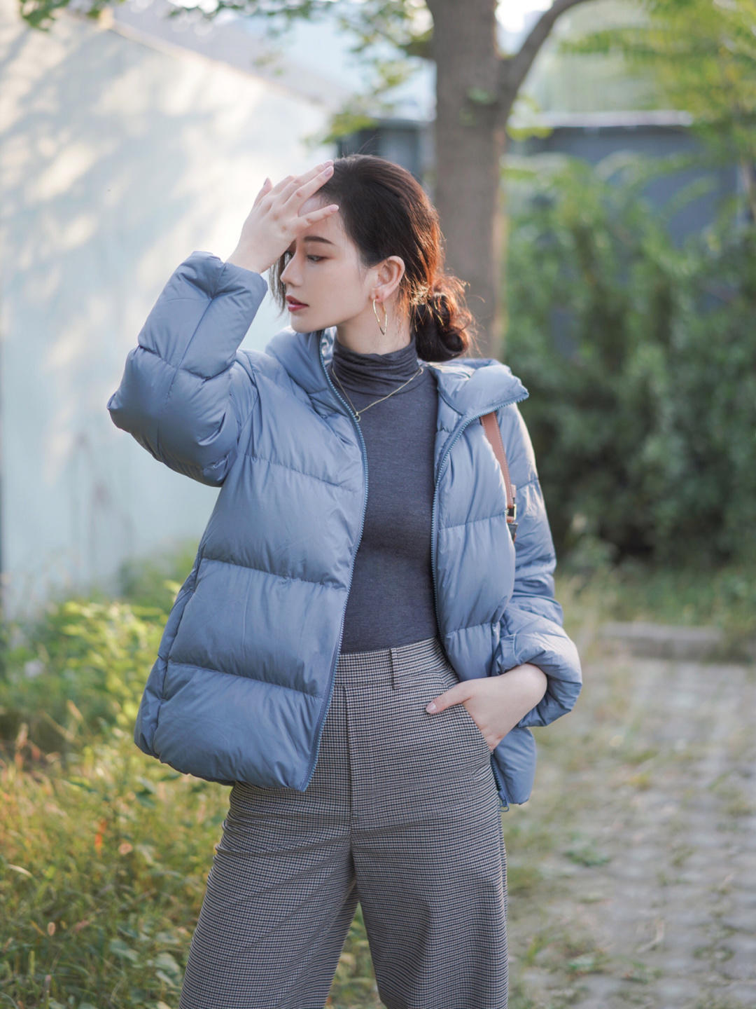 何有强 冬天想把羽绒服穿出时尚感，选择“4款”就够了，保暖又有女人味