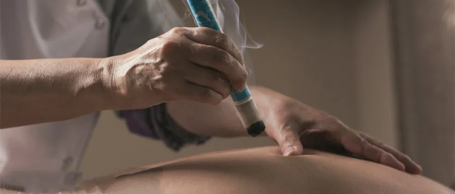 艾灸|上火下寒，根在中焦！中焦瘀阻，艾灸可一气贯通！