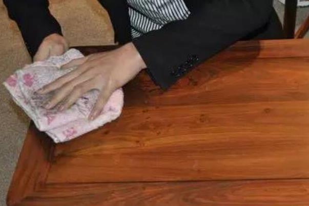 实木家具优缺点有哪些?