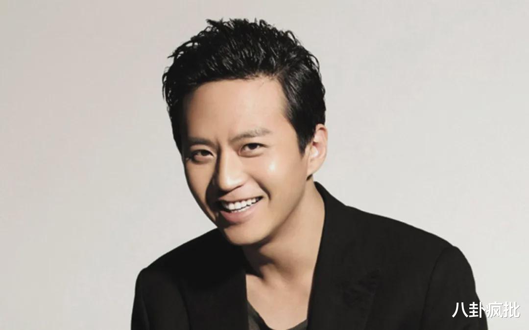 电影|邓超拍电影？摇滚皮裤国际章离婚？林更新坑杨紫？张艺兴选妃？