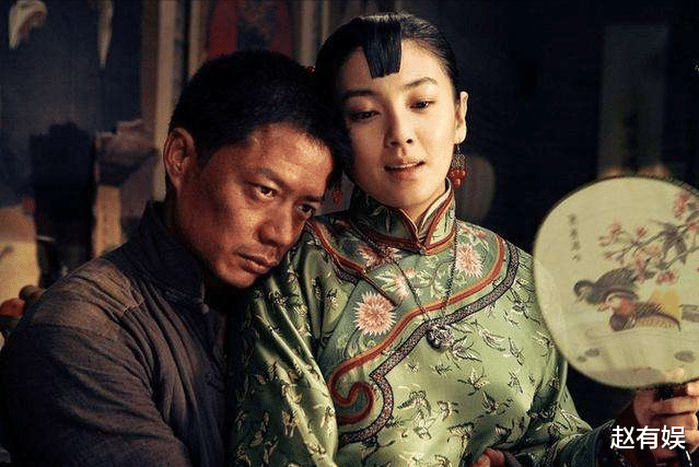 伸冤人3|34岁女星再曝新恋情!男方比她小10岁,2人携手同逛婚纱店