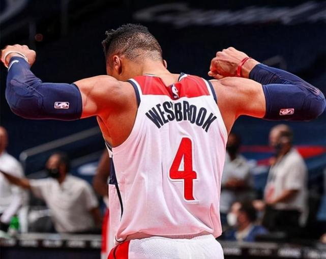 詹姆斯·哈登|虽然不愿意承认,但这5位球星很可能一生无冠!榜首夺冠即可封神