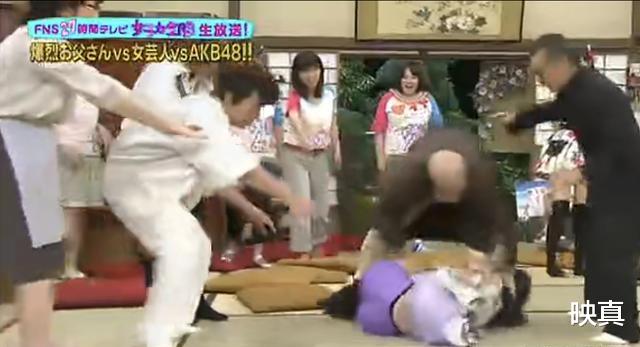 影帝|日本综艺多变态？女艺人被当众摔打、虐待，还要全程配合