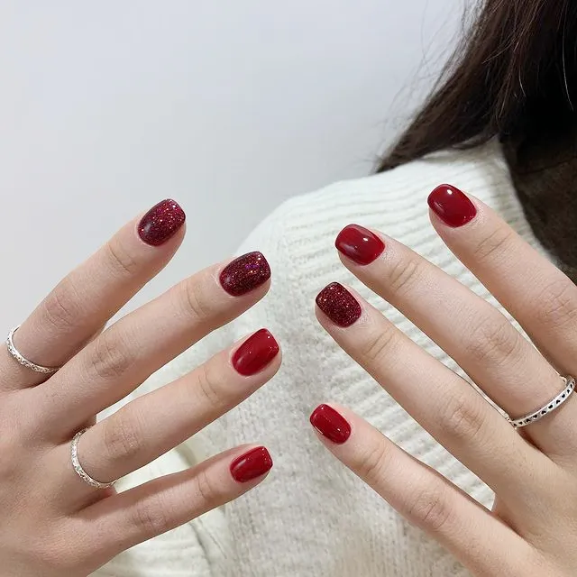 美甲|简约不花哨的INS风美甲，很高级~