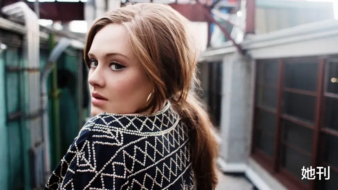 她刊 暴瘦90斤、花7亿离婚，她凭一首歌走出绝境