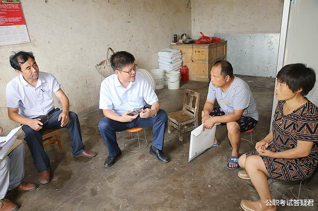 女心理师|乡镇公务员每年都招聘,又因待遇低留不住人,不能提高激励政策吗