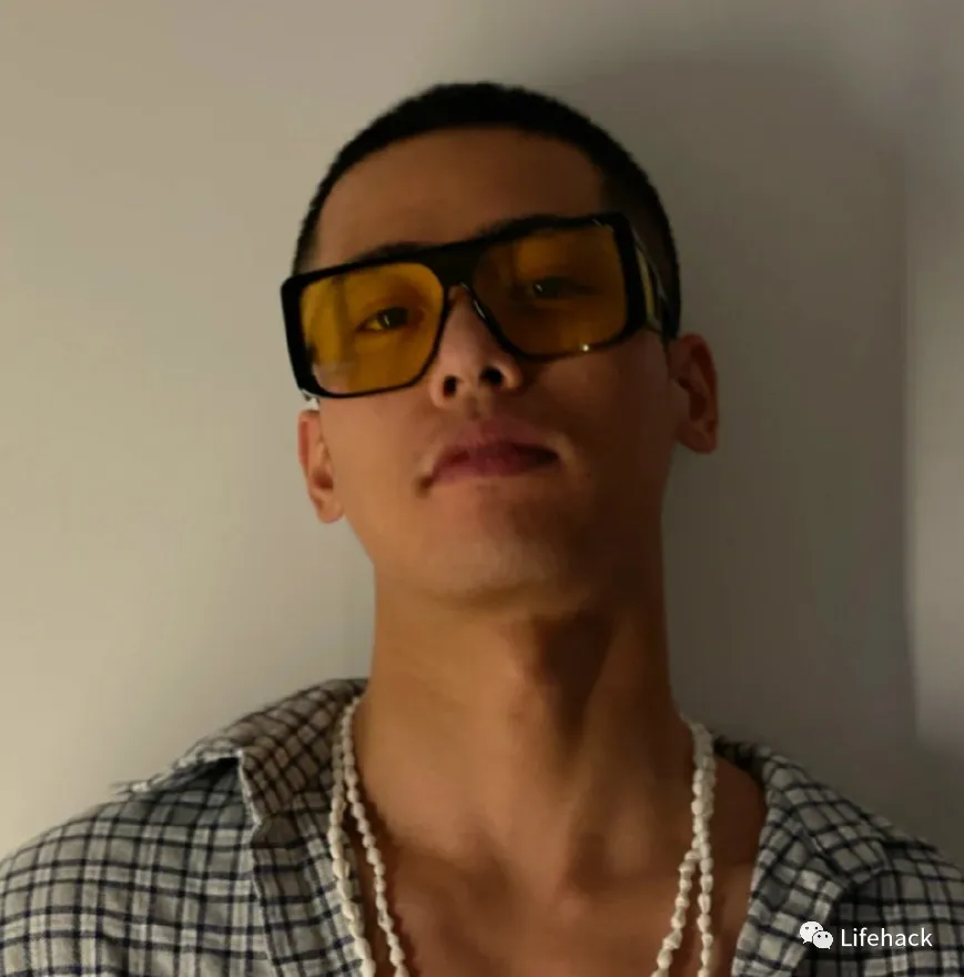 酸奶|网吧偶遇寸头天菜,果然男生留寸头最帅比