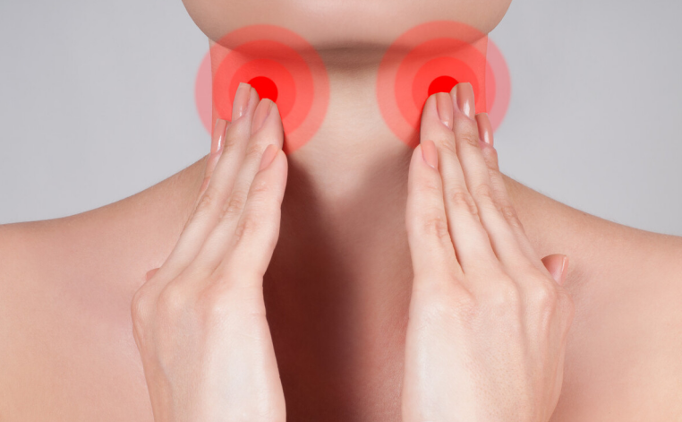 甲状腺癌|80后夫妻双双确诊甲状腺癌，饭后1“习惯”，铁打的甲状腺也扛不住