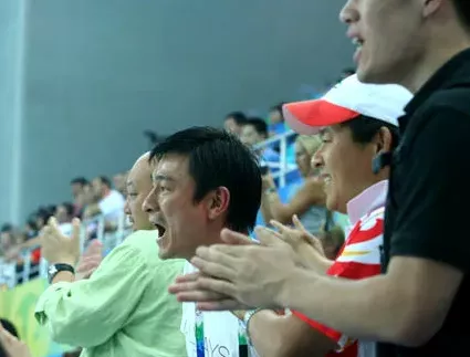 刘德华|赵薇出事后，刘德华再上热搜，没想到你是这样的人！