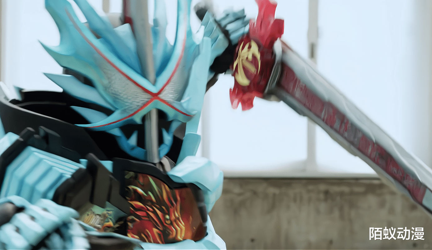 假面骑士圣刃|假面骑士圣刃：老乌成最弱Boss，大战远古龙五五开，感觉不如贤神