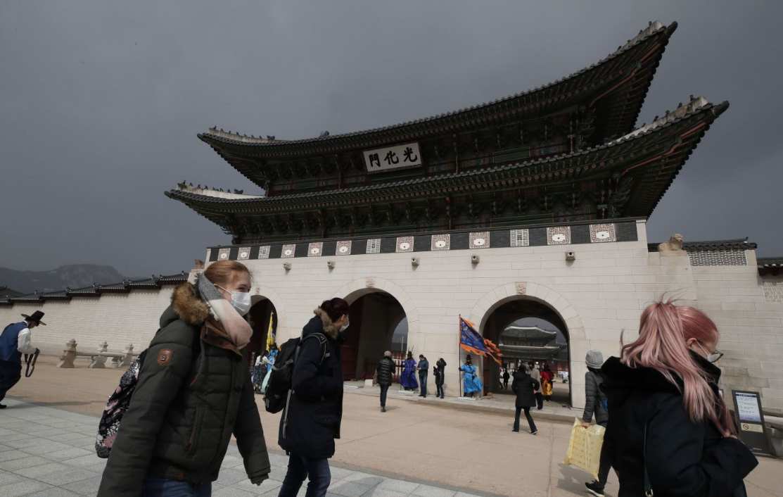 闲聊随心说 用“外语”确定本国人姓名，全世界仅此一国：韩国。