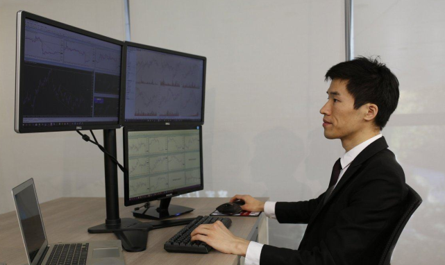 聚餐|参加重要饭局，不要说三句大实话，会被领导认为情商低