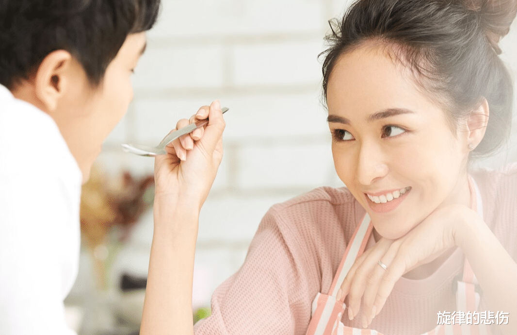 旋律的悲伤|3个让人唏嘘的女人出柜故事，依附者，等于把选择的权利拱手让人